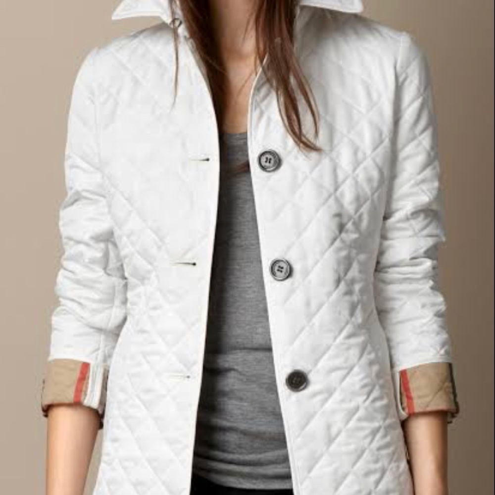 BURBERRY Diamond Brit Quilted Jacket / LOOKING FOR, NOT FOR SALE!